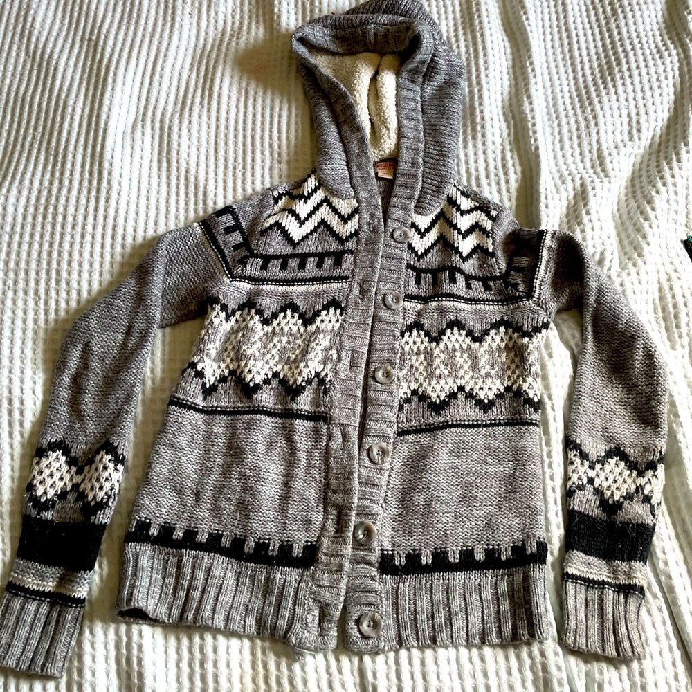 Mossimo button up sweater